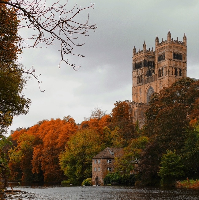 dove si trova il castello di harry potter