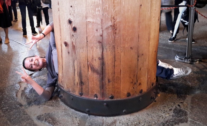 buco nella colonna Todaiji nara giappone