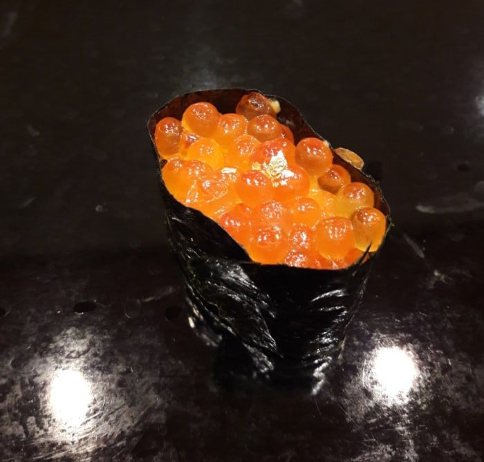 ikura sushi