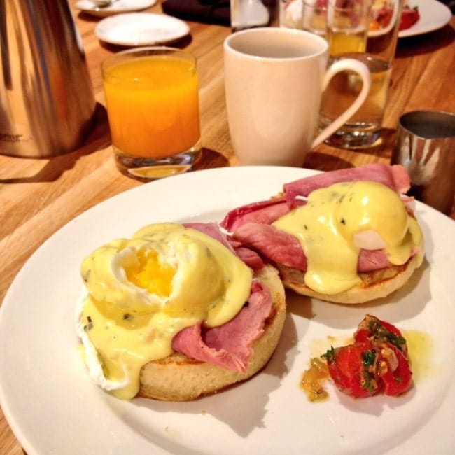 Eggs Benedict