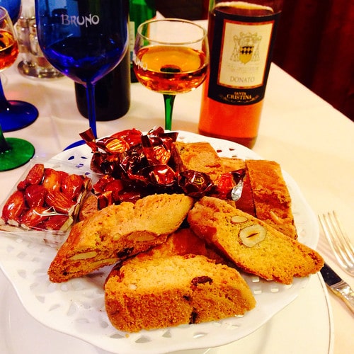 cantuccini col vin santo