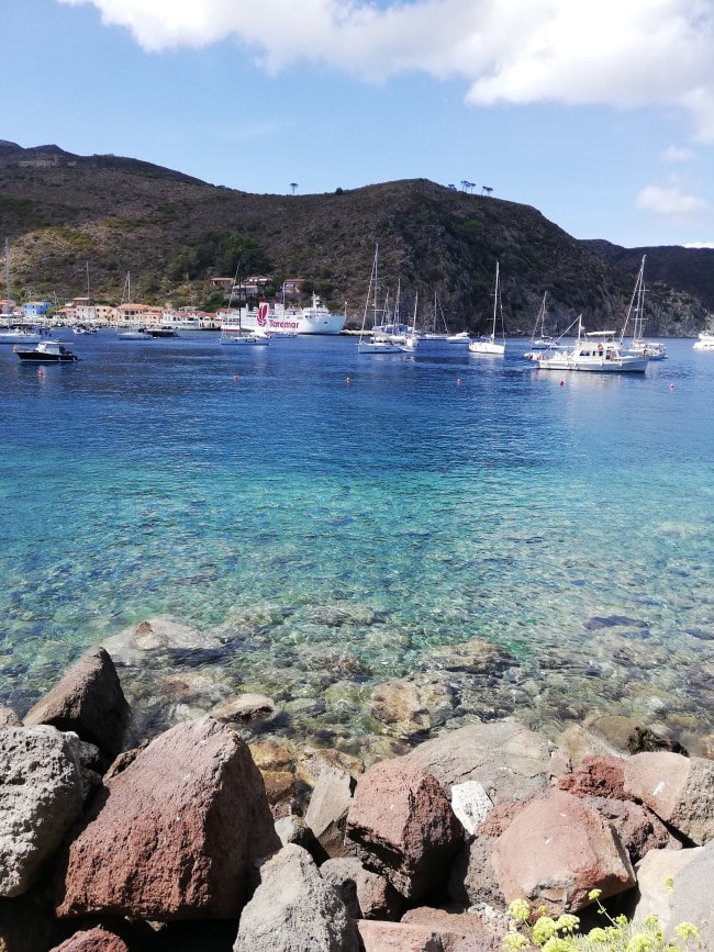 isola di capraia spiagge