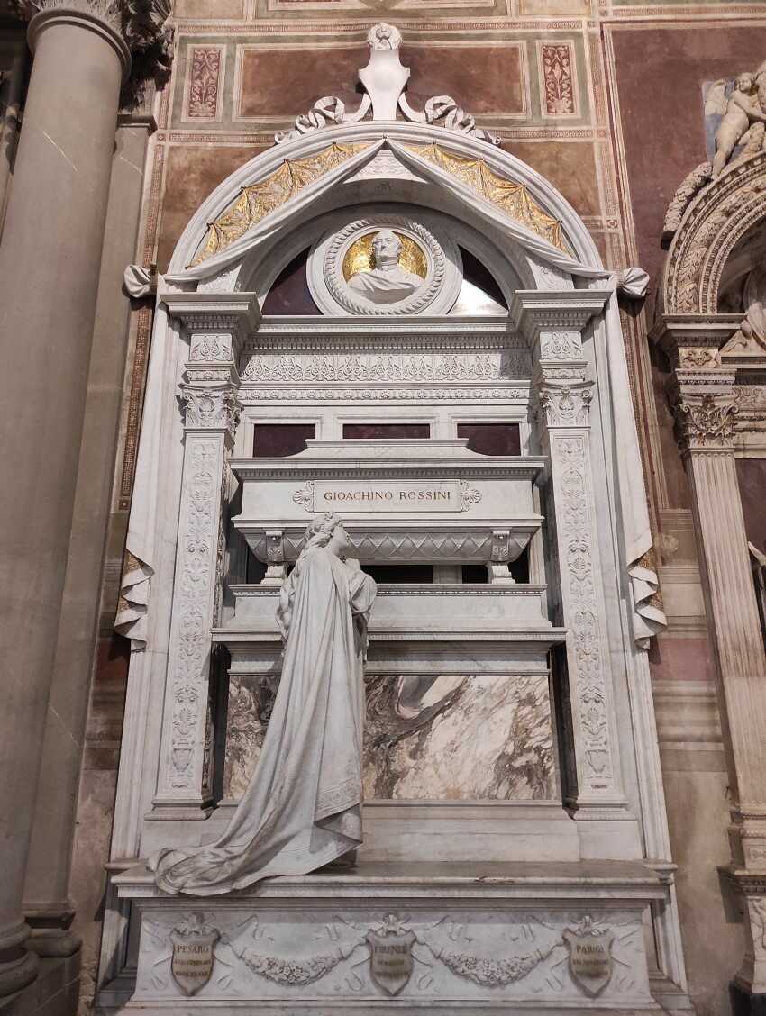 tomba di gioachino rossini a santa croce firenze