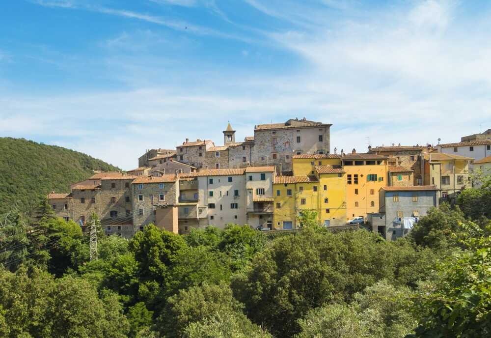 sassetta borgo vicino livorno