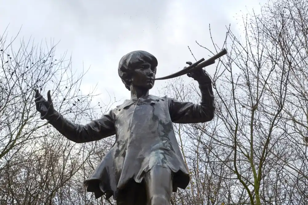 Statua di Peter Pan a Londra