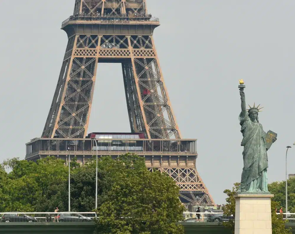 statua della libertà parigi