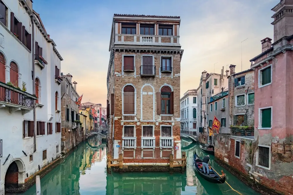 Palazzo Tetta uno dei luoghi della venezia segreta e insolita