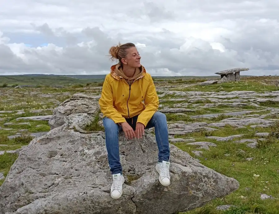 Dolmen di Poulnabrone The Burren Irlanda