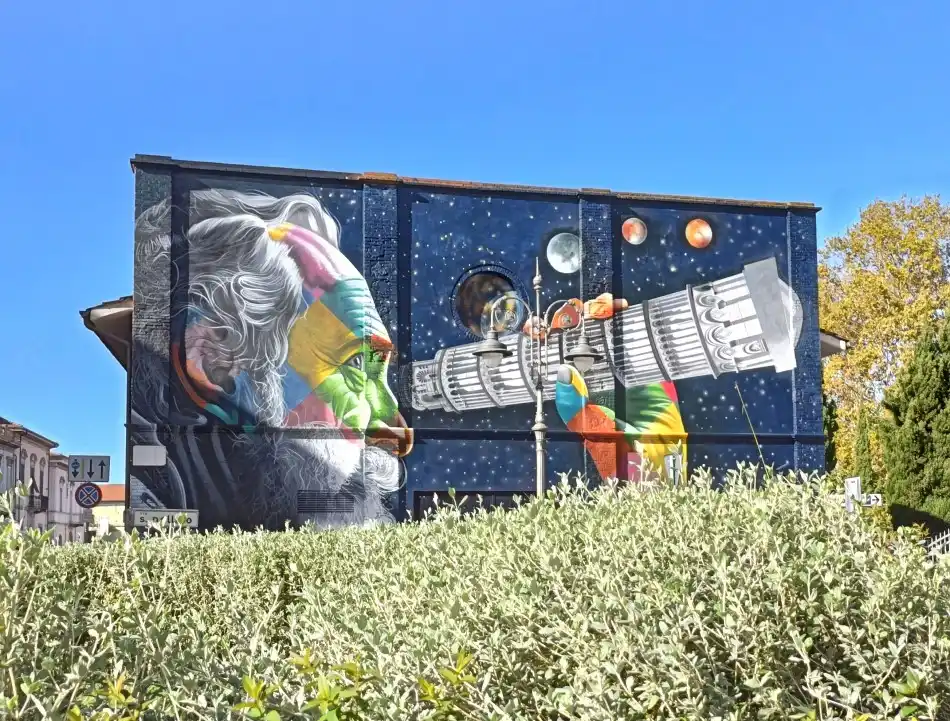 murales kobra pisa