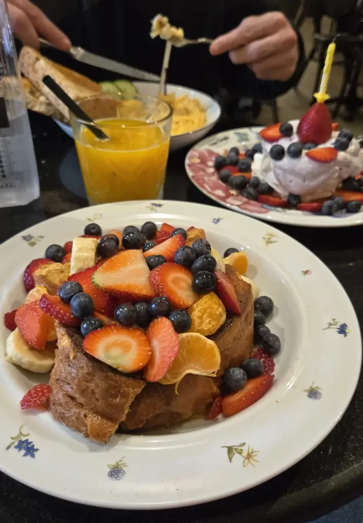 Brunch al Grand Café Van Gogh Bucarest